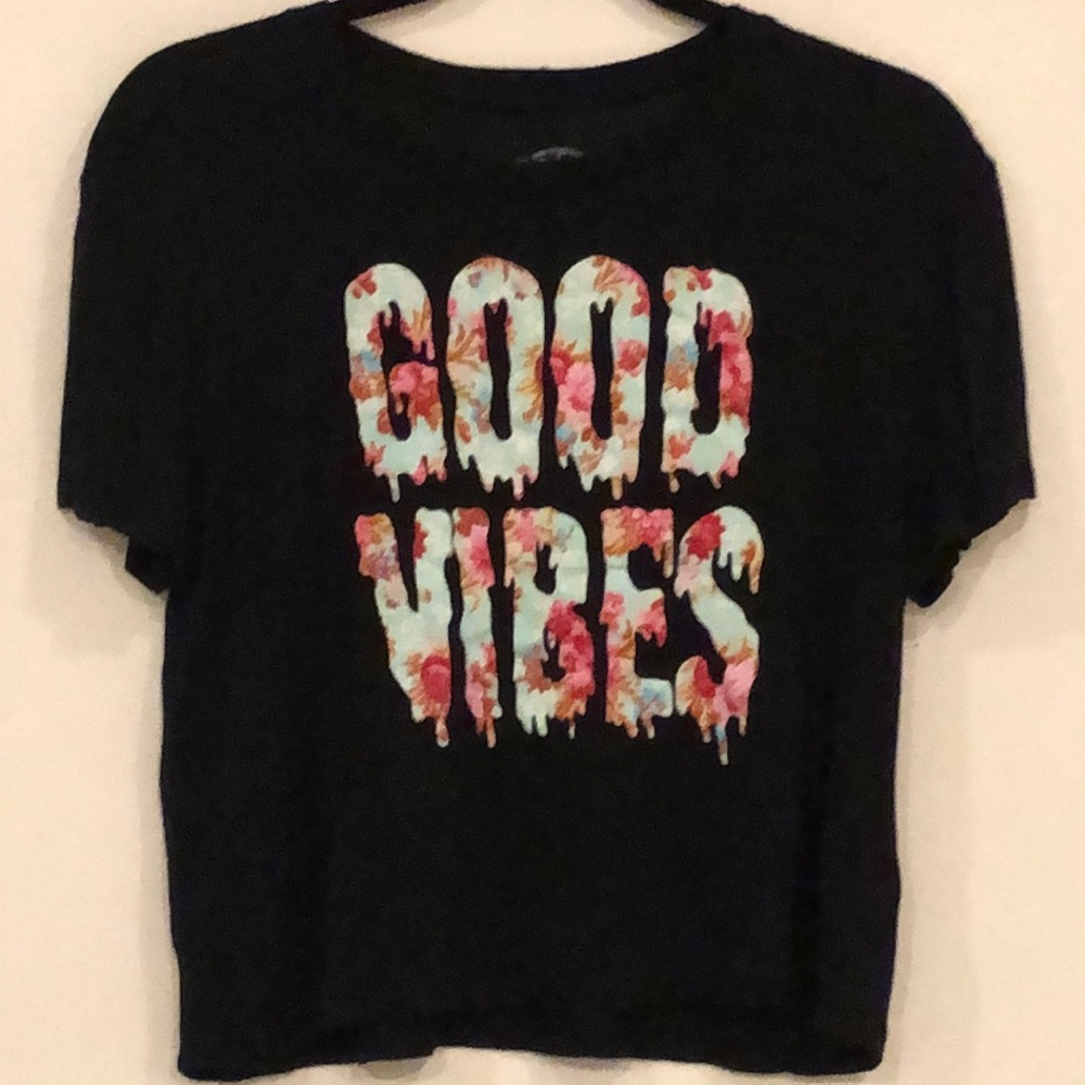 Good Vibes Top Size M Black EUC